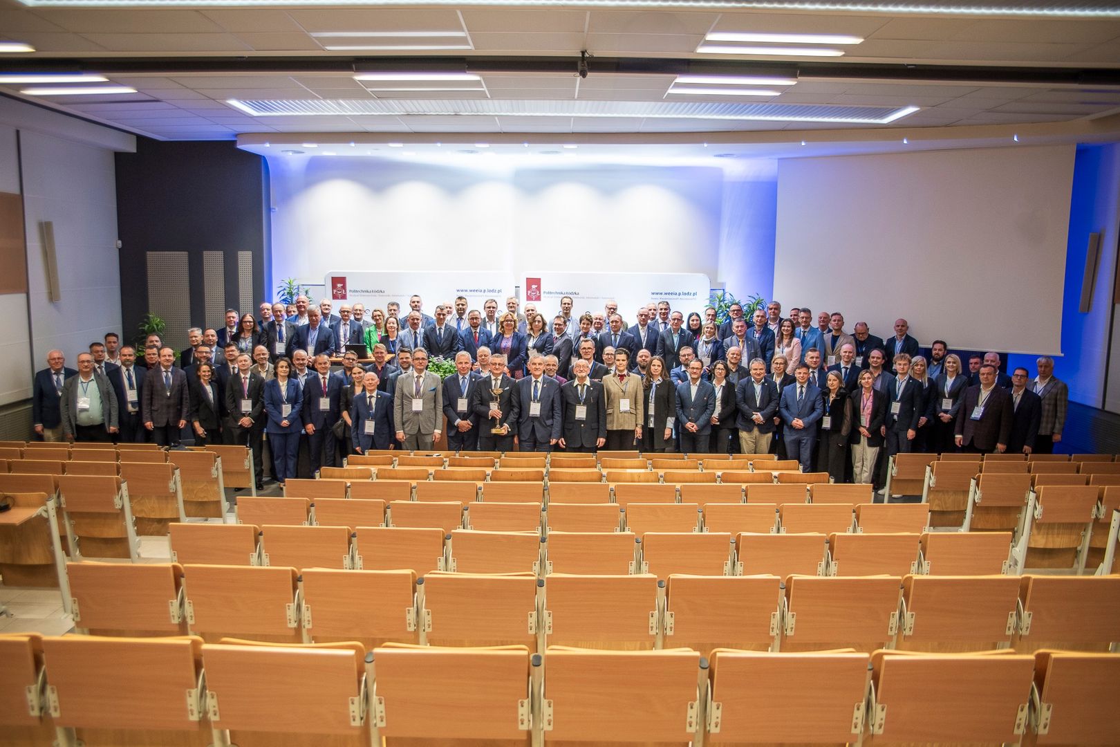 Zdjęcie grupowe uczestników Zjazdu